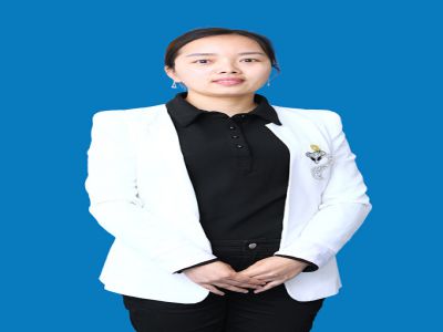 李亞嬌：小學(xué)英語(yǔ)教師，有豐富的私立學(xué)校教學(xué)經(jīng)驗(yàn)，所教授班級(jí)英語(yǔ)成績(jī)優(yōu)秀