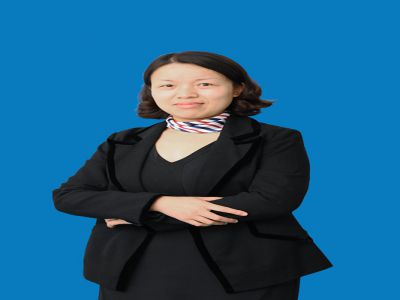 周婷頲：國際部英語教師，南京師范大學(xué)在職研究生，大學(xué)講師，原重慶一中國際部教師，21年從事英語教學(xué)，本人雅思7.5分