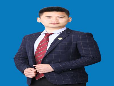 楊齊：陜西師范大學(xué)在讀研究生，陜西師范大學(xué)歷史學(xué)專業(yè)，中學(xué)一級教師，一直任教清北班，榮獲市級優(yōu)質(zhì)課大賽一等獎