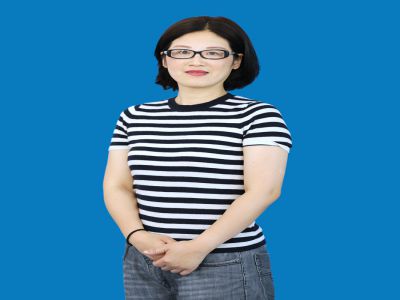 曾硯：音樂教師，高級教師，西南大學(xué)畢業(yè)，浙江省浙派名師。獲得·教育部全國音樂教教師基本功大賽二等獎，溫州市骨干教師，溫州市音樂優(yōu)質(zhì)課一等獎，溫州市藝術(shù)優(yōu)秀指導(dǎo)師，區(qū)優(yōu)秀教師，區(qū)教育系統(tǒng)工會先進(jìn)個人