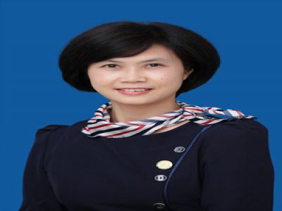 彭克利:小學部語文,高級教師，全國“千名優(yōu)秀班主任”，新教育實驗先進個人，長壽區(qū)語文“名教師”，長壽區(qū)人事考評專家，長壽區(qū)“長壽工匠”